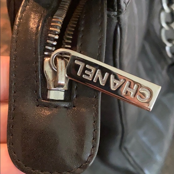 Authentic Chanel purse - Picture 3 of 8